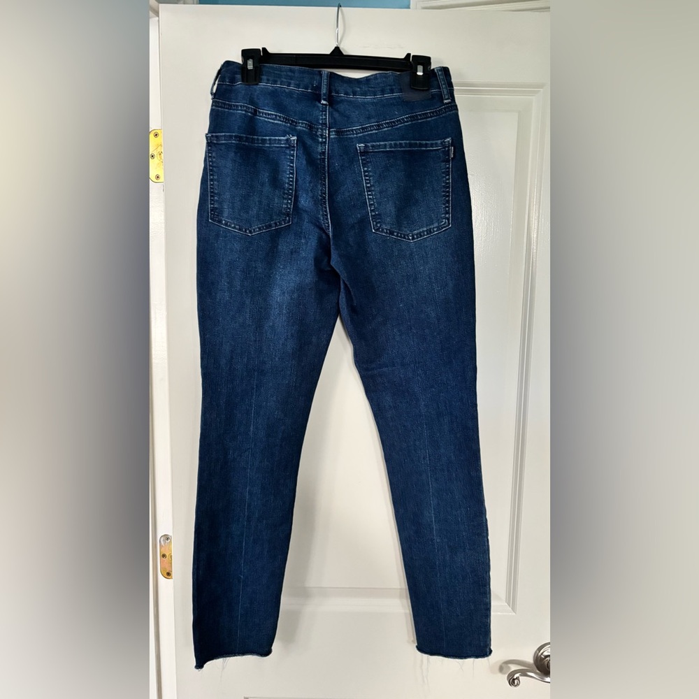 Articles of Society The Secret Skinny Jeans Women 8/29 Dark Wash Raw Hem - Picture 2 of 9